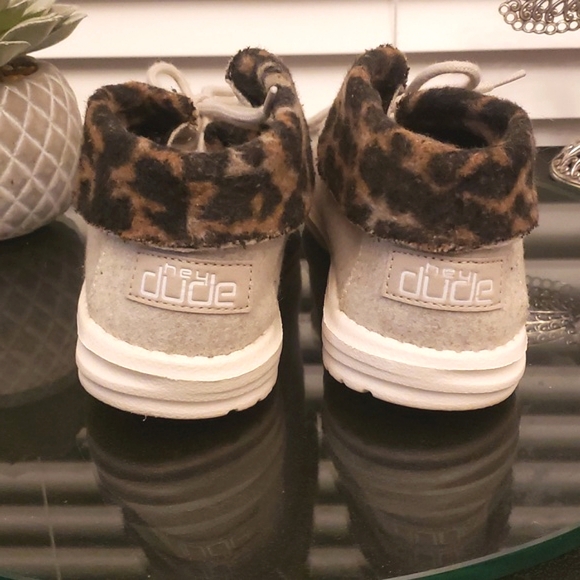 Hey Dude Lace Up Shoes Cream Cheetah Britt Faux Fur Trim Lace Up 8 Convertible - Picture 6 of 12